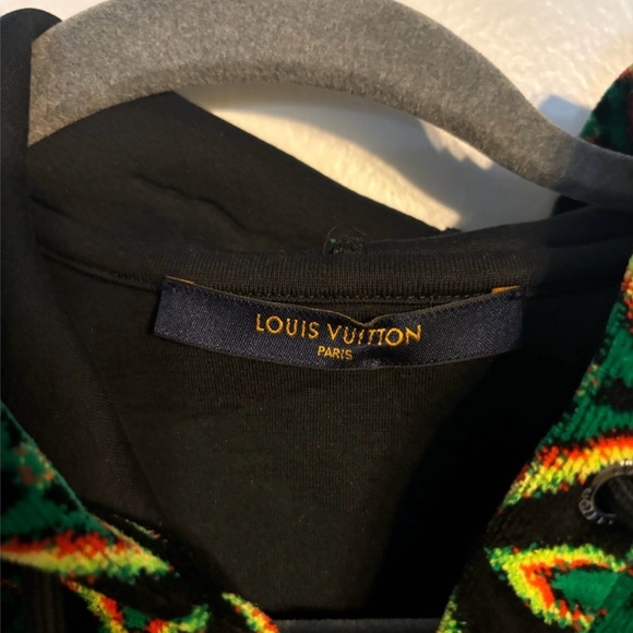 Louis Vuitton Multicolor Jamaican Flower
Terry Cotton Zip Front Hoodie - Picture 4 of 7